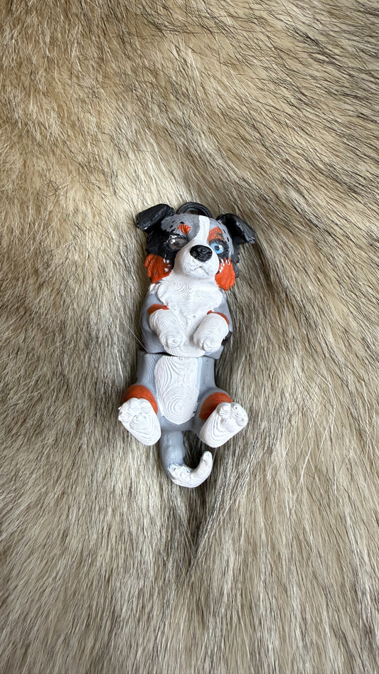 Border Collie Flexi Keychain – Tri-Color Hand-Painted (Black, White & Red)